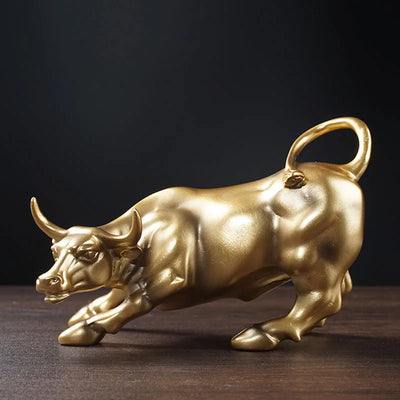 Resin Gold Wall Street Bull OX Statue Ornament Office Desk Decorative Home Accessories
