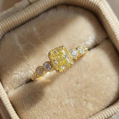 925 Sterling Silver Geometric Yellow Cubic Zirconia Ring Gorgeous Wedding Anniversary Accessory