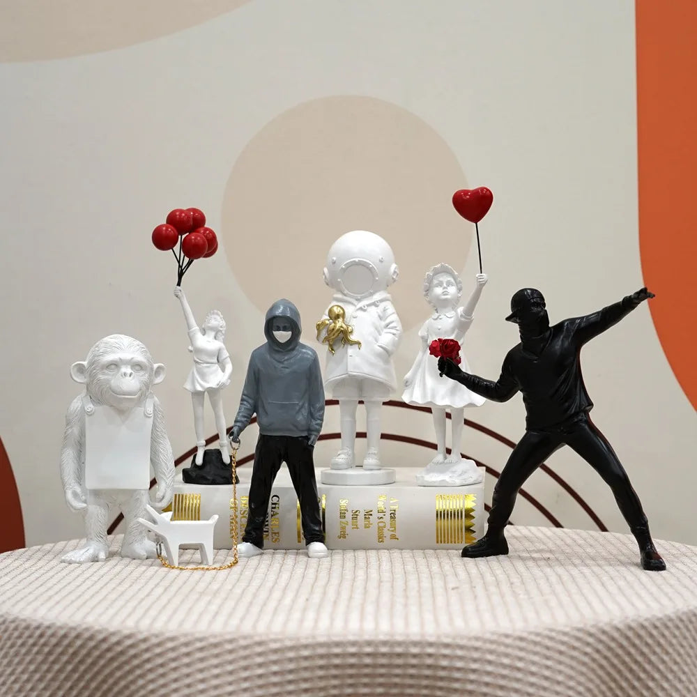 Flower Thrower Statue Pop Art Modern Balloon Girl Figurine Office Home Decoration