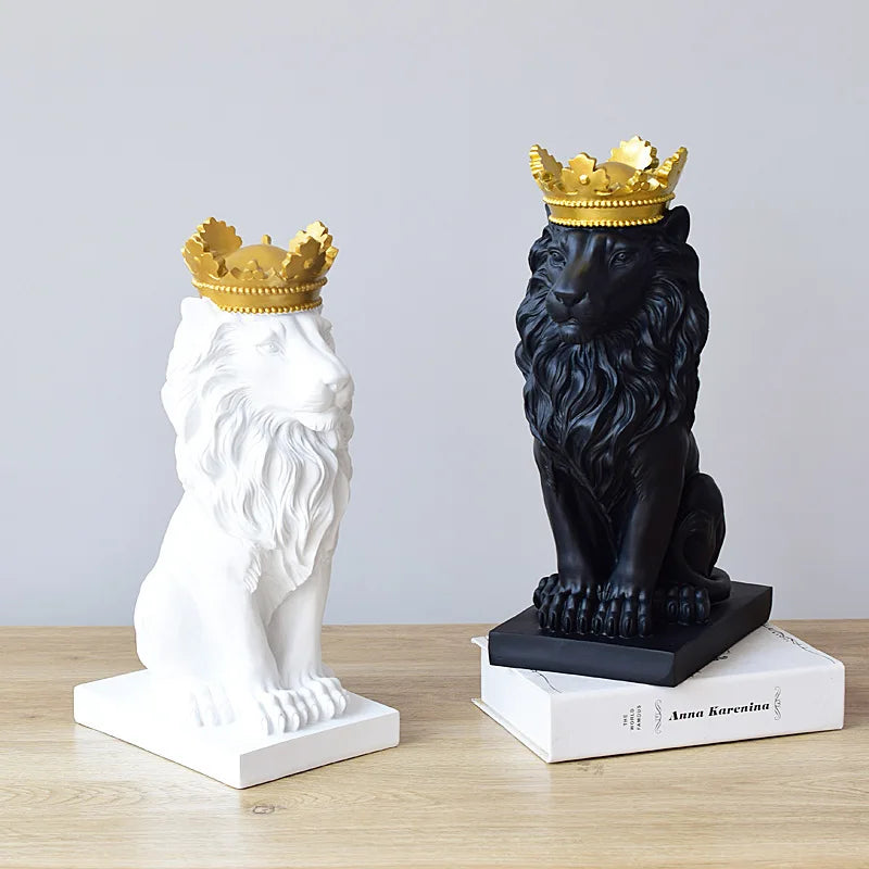 18cm Golden Crown Lion King Statue Nordic Handicraft Office Decoration Art Sculpture