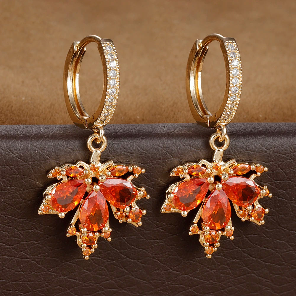 2pcs Vintage Crystal Zircon Maple Leaf Earrings Women Hoop Piercing