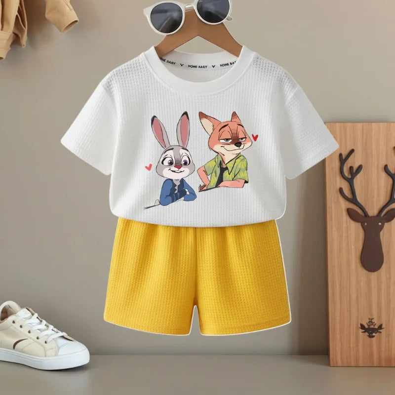 K-pop Boys and Girls Summer Casual T-Shirt and Elastic Waist Shorts Set