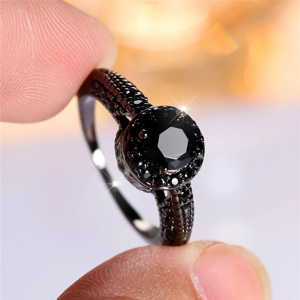 Trendy Cute Female Black Round Zircon Stone Ring Vintage Fashion Black Gold Color Wedding Jewelry For Women