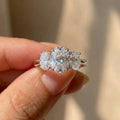 925 Sterling Silver Classic Sparkling Oval Zircon Ring High Quality Wedding Party Anniversary Gift