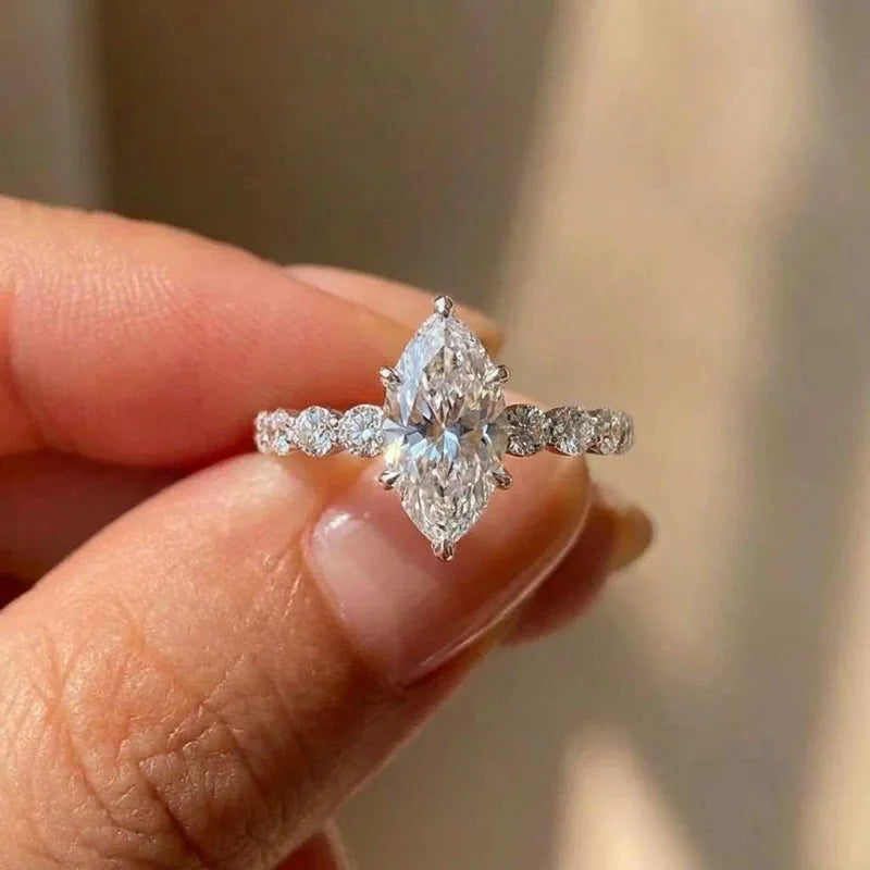 925 Sterling Silver New Fashion Design Marquise Cubic Zirconia Set Ring Modern Bridal Jewellery