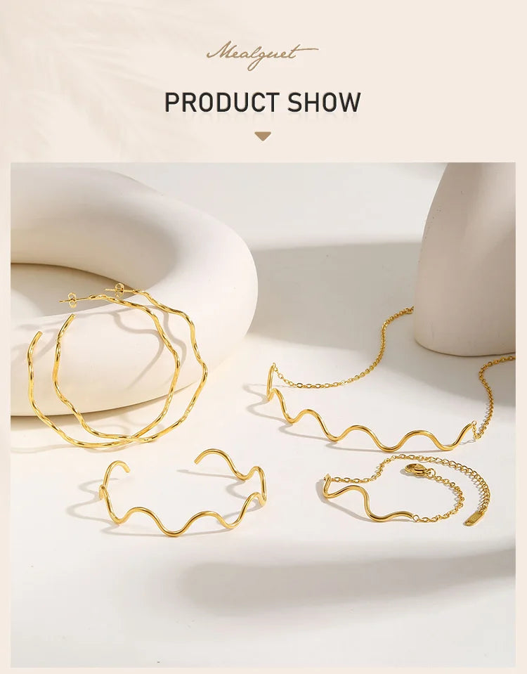 Waterproof Wave Bracelet for Women , Adjustable Stainless Steel  Chain Gold Plated, Beach Ocean Hypoallergenic Jewelry Gift