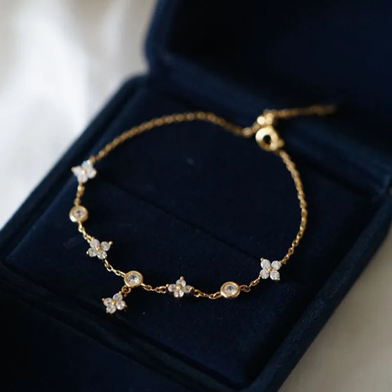 925 Sterling Silver Inlaid Zircon Delicate Flower Ornament Bracelet for Women Korean Temperament High Quality Jewelry Gift