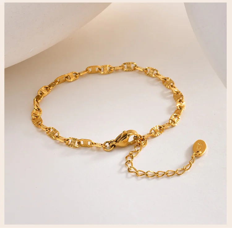 Stainless Steel Women Link Chain Bracelet, 18k Gold Plated Statement Female Jewelry