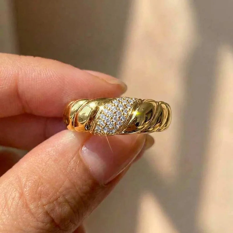 925 Sterling Silver Fashion Women's Rings Luxury Paved Crystal Cubic Zirconia Hip Hop Girls Finger-rings Versatile Fine Jewelry