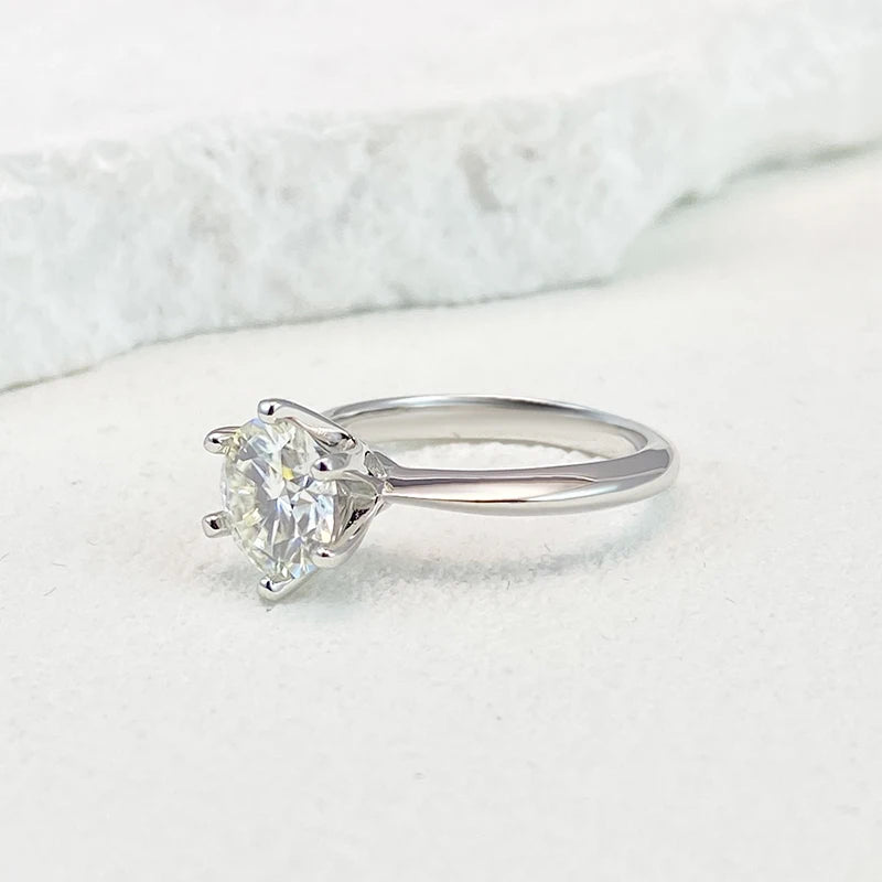 NeeTim 0.5-5ct Moissanite Ring For Women 925 Sterling Silver with White Gold Plated Lab Diamond Engagement Wedding Band Jewelry