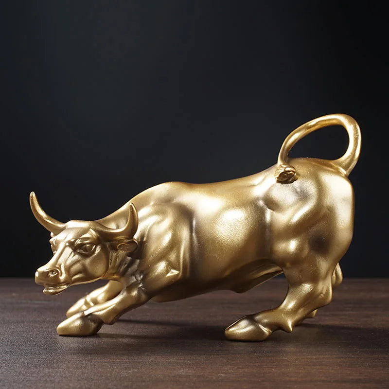 Resin Gold Wall Street Bull OX Statue Ornament Office Desk Decorative Home Accessories
