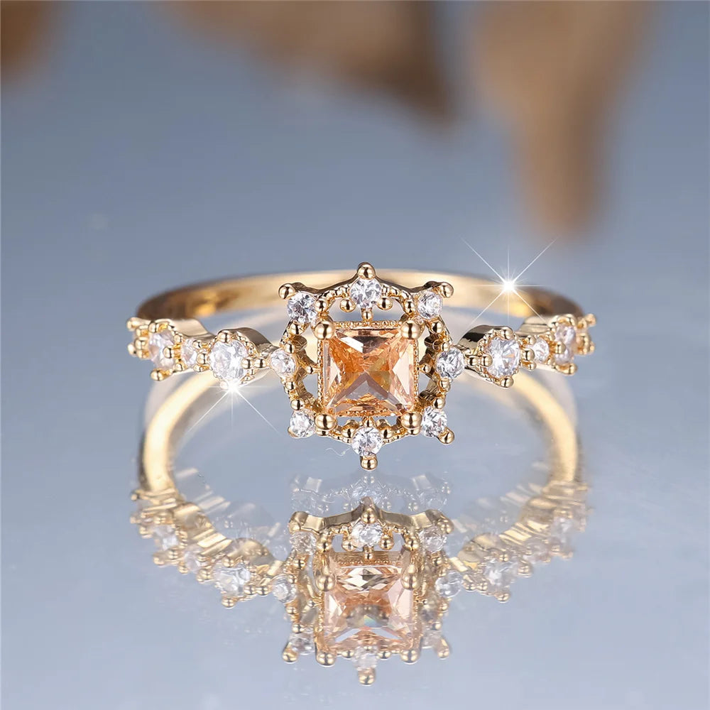 Trendy White Champagne Crystal Ring Vintage Gold Colour Wedding Band Engagement Ring