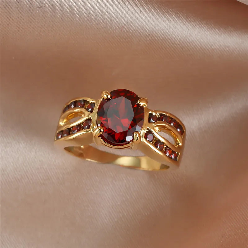 Vintage Female Red Crystal Charm Gold Color Big Wedding Jewelry For Women Luxury Oval Zircon Stone Engagement Ring