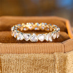 Delicate Single Row Heart Thin Rings For Women Antique Gold Color White Zircon Stacking Wedding Bands Versatile Hand Jewelry CZ