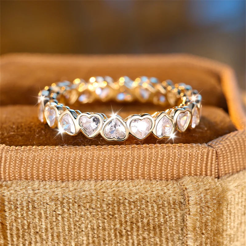 Delicate Single Row Heart Thin Rings For Women Antique Gold Color White Zircon Stacking Wedding Bands Versatile Hand Jewelry CZ