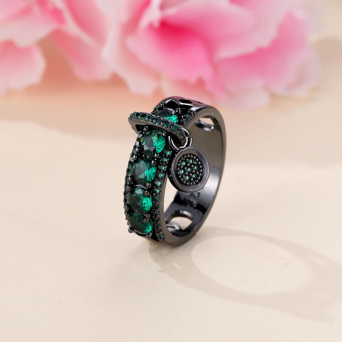 Vintage Royal Blue Stone Ring Yellow Gold Color Luxury Female Wedding Rings For Women Round Dangle Ring Engagement Jewelry Gifts