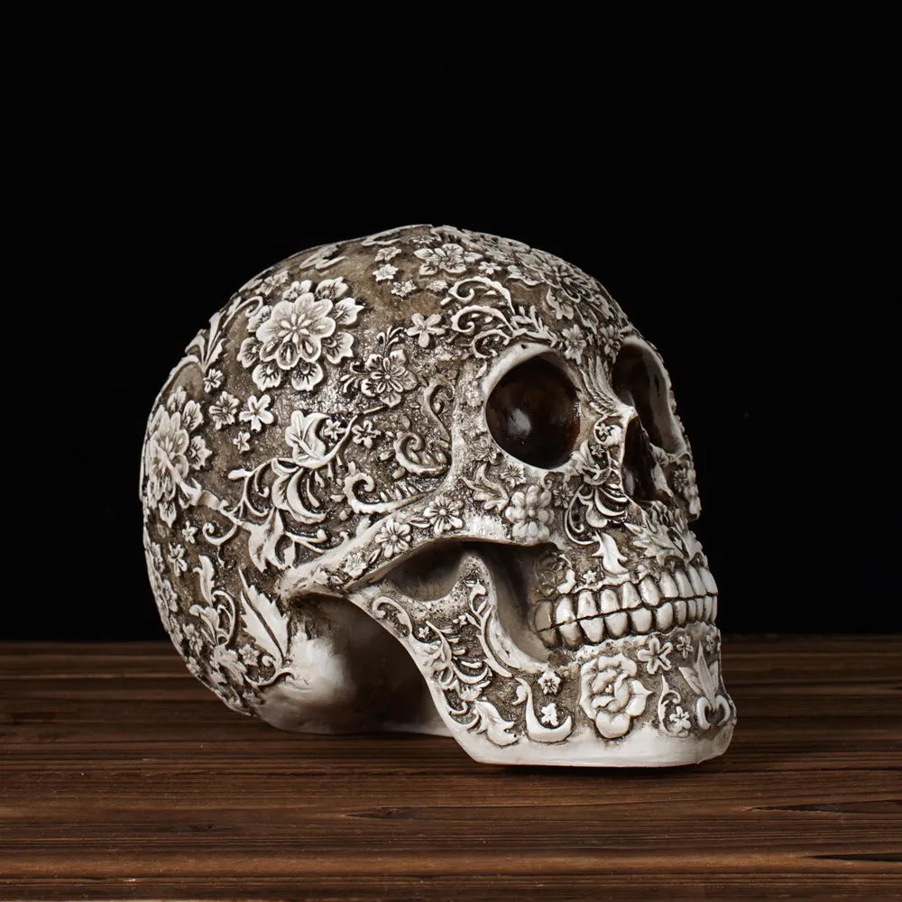 20cm Carved Skull Figurines Halloween Party Decoration White Head Sculpture Ornament