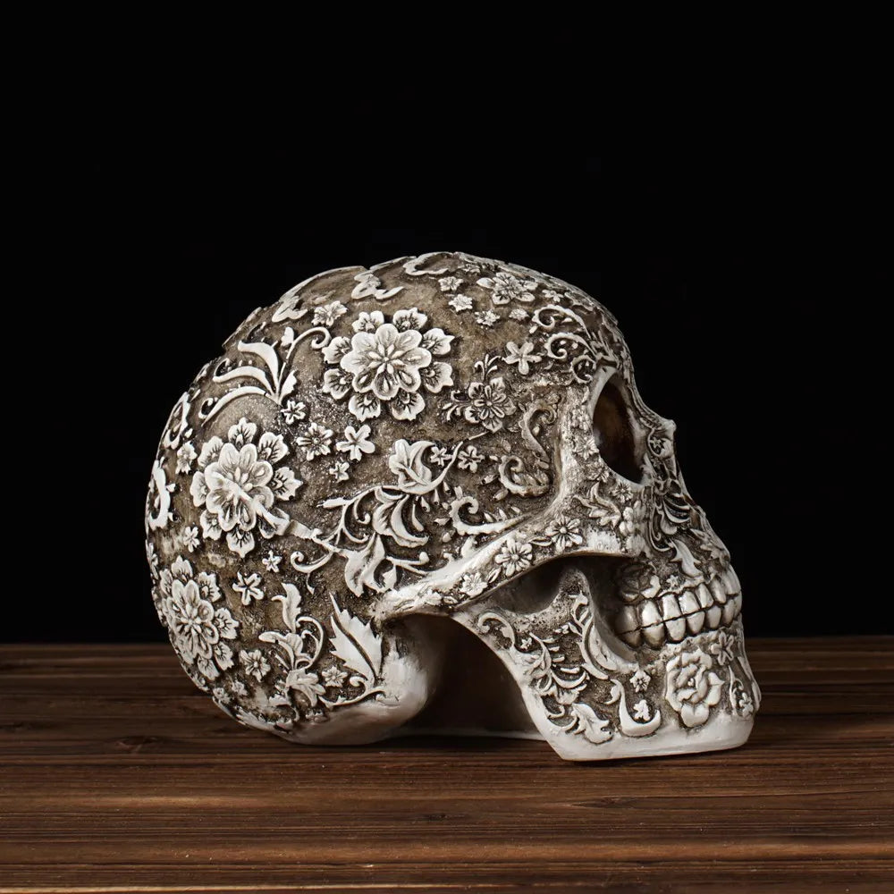20cm Carved Skull Figurines Halloween Party Decoration White Head Sculpture Ornament
