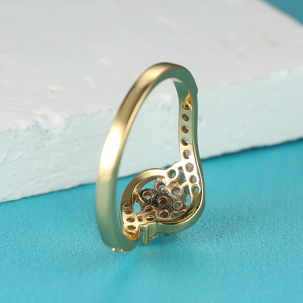 Female Charm Flower Snowflake Rings For Women White Zircon Wedding Bands Antique Gold Color Wave Engagement Ring Party Jewelry