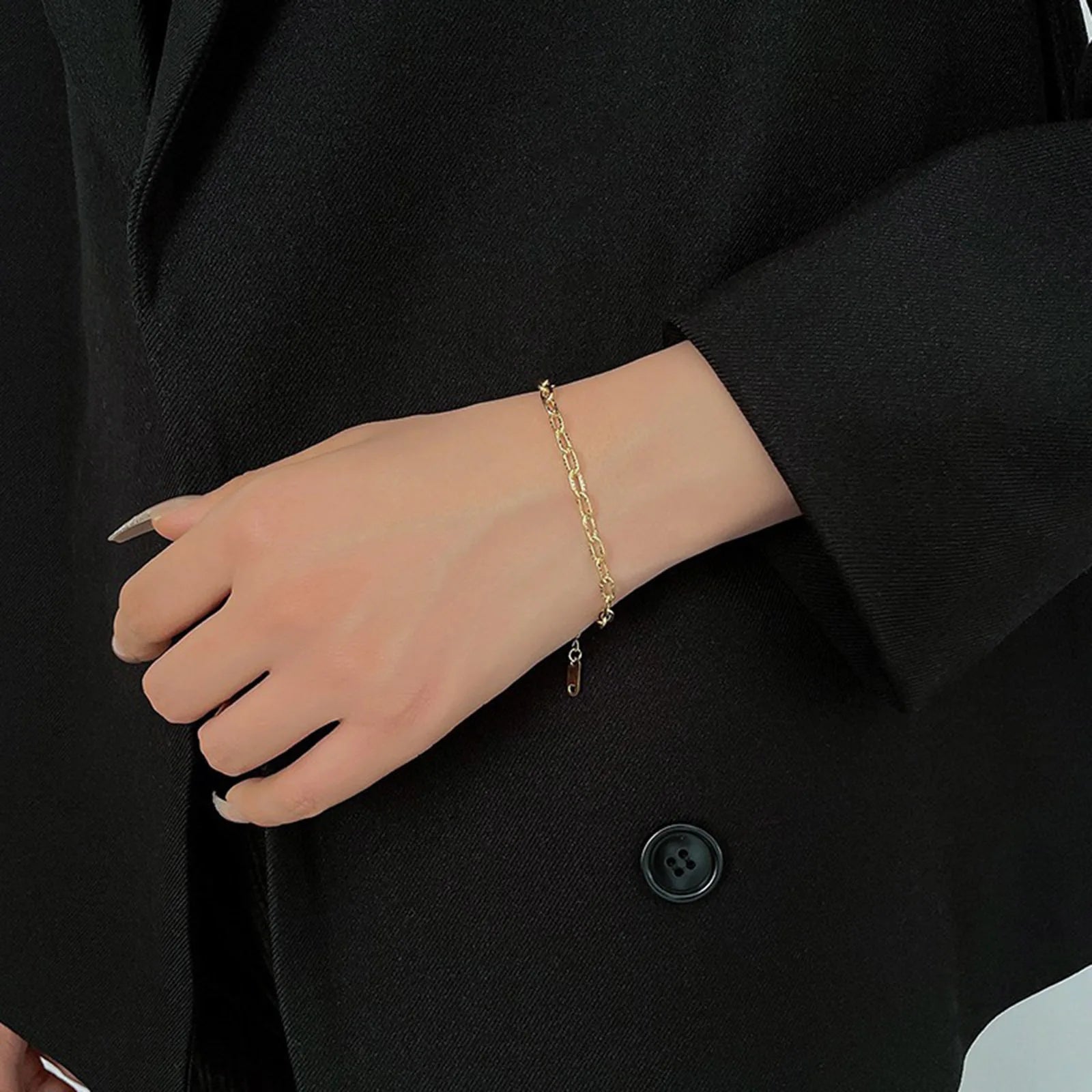 Geometric Oval Embossed Textured Link Chain Bracelet for Women,Stainless Steel Stacking Jewelry