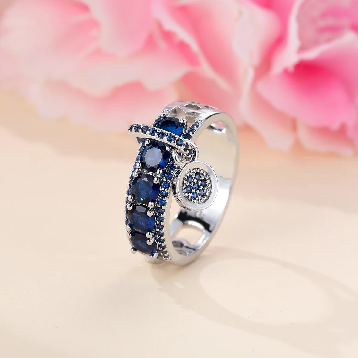 Vintage Royal Blue Stone Ring Yellow Gold Color Luxury Female Wedding Rings For Women Round Dangle Ring Engagement Jewelry Gifts