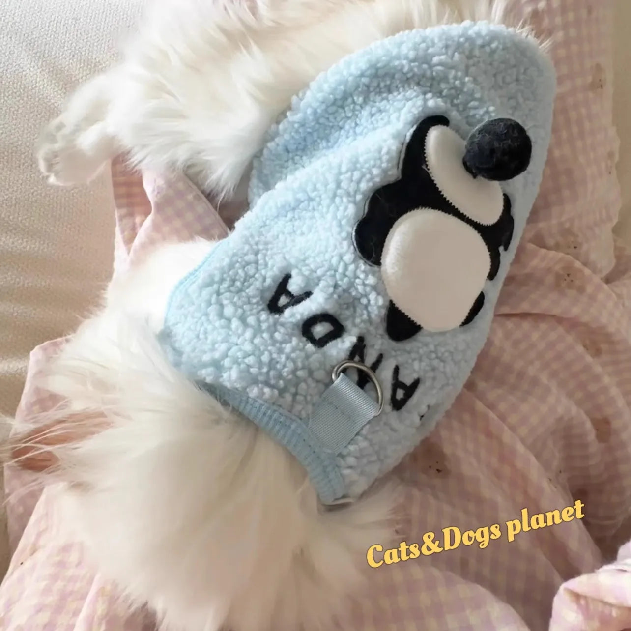 Plush Cat Vest Escape-Proof Winter Kitten Sweater with Leash Attachment