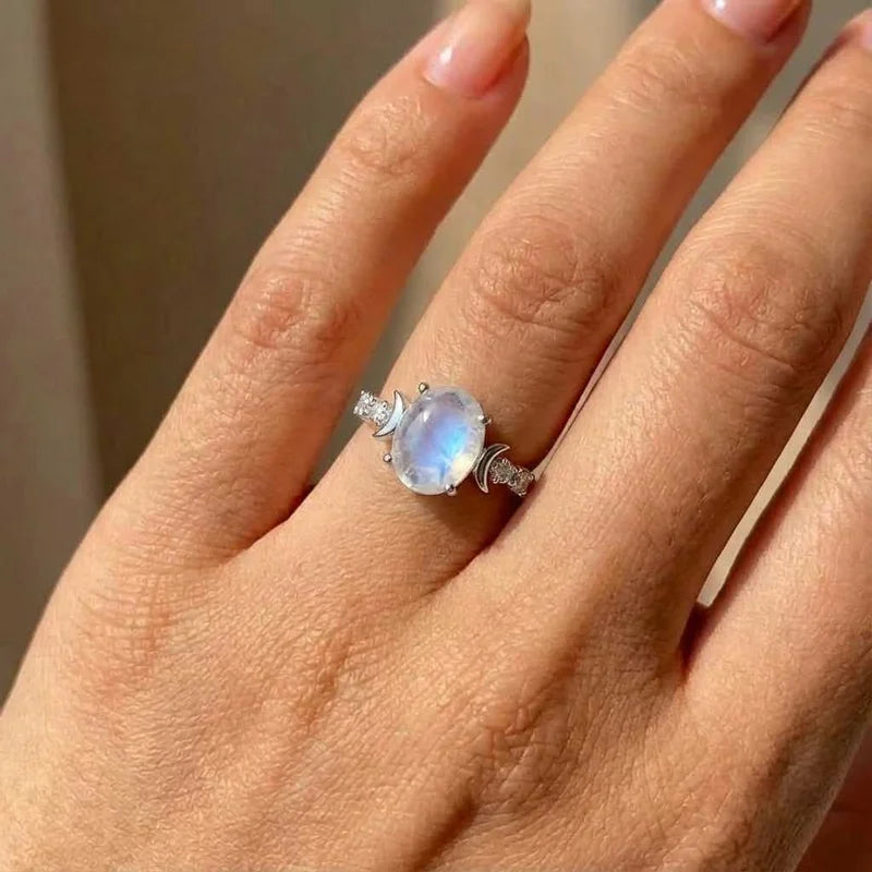 925 Sterling Silver Sparkling Zircon Vintage Oval Rings for Women Sun Moon Glowing Design Ring Party High Quality Fine Jewelry