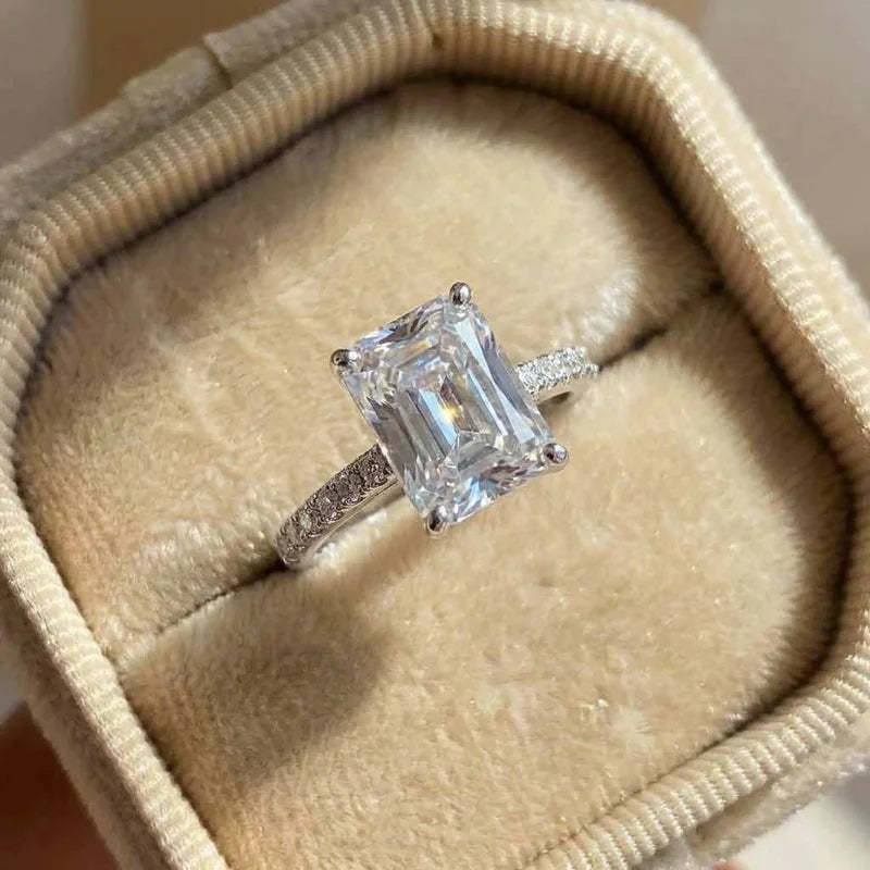 925 Sterling Silver Simple and Elegant Rectangle Cut CZ Ring Luxury Engagement Wedding Bridal Accessory